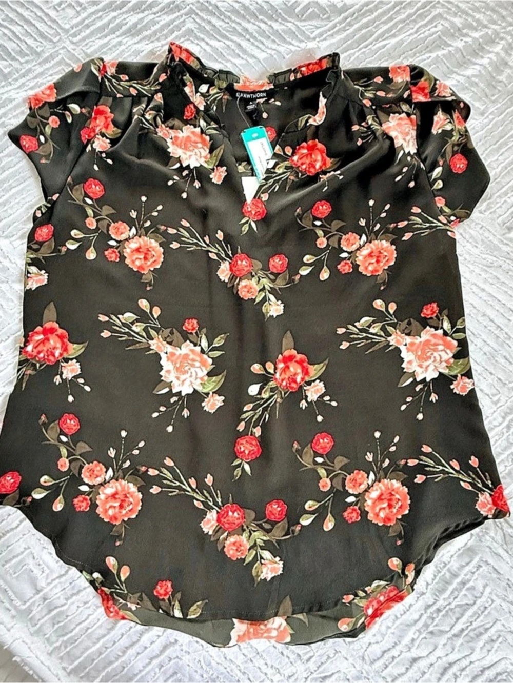 Hawthorn Floral Blouse in Black & Red Size Medium NWT